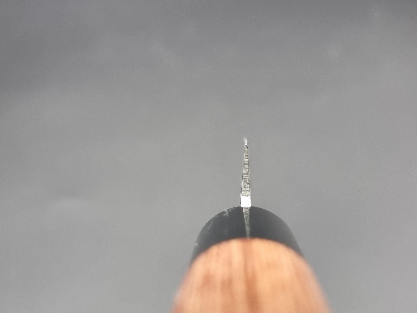 Kanetsune Hammered Stainless 210mm Sujihiki - The Sharp Chef