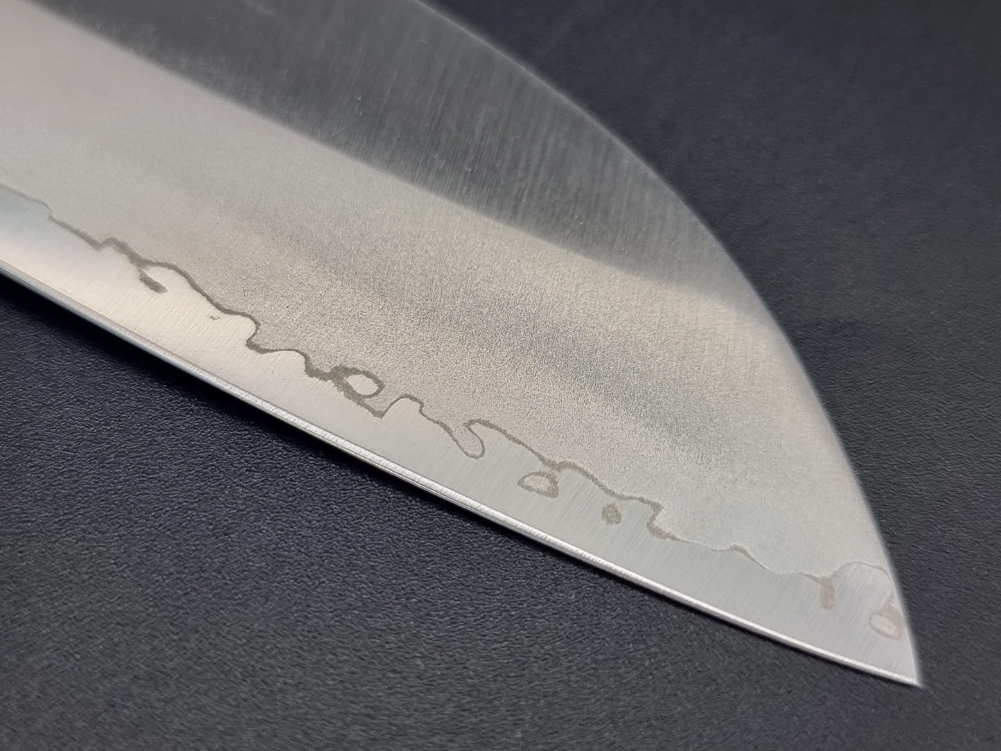 Seisuke Hamono VG1 Kasumitogi 165mm Santoku - The Sharp Chef