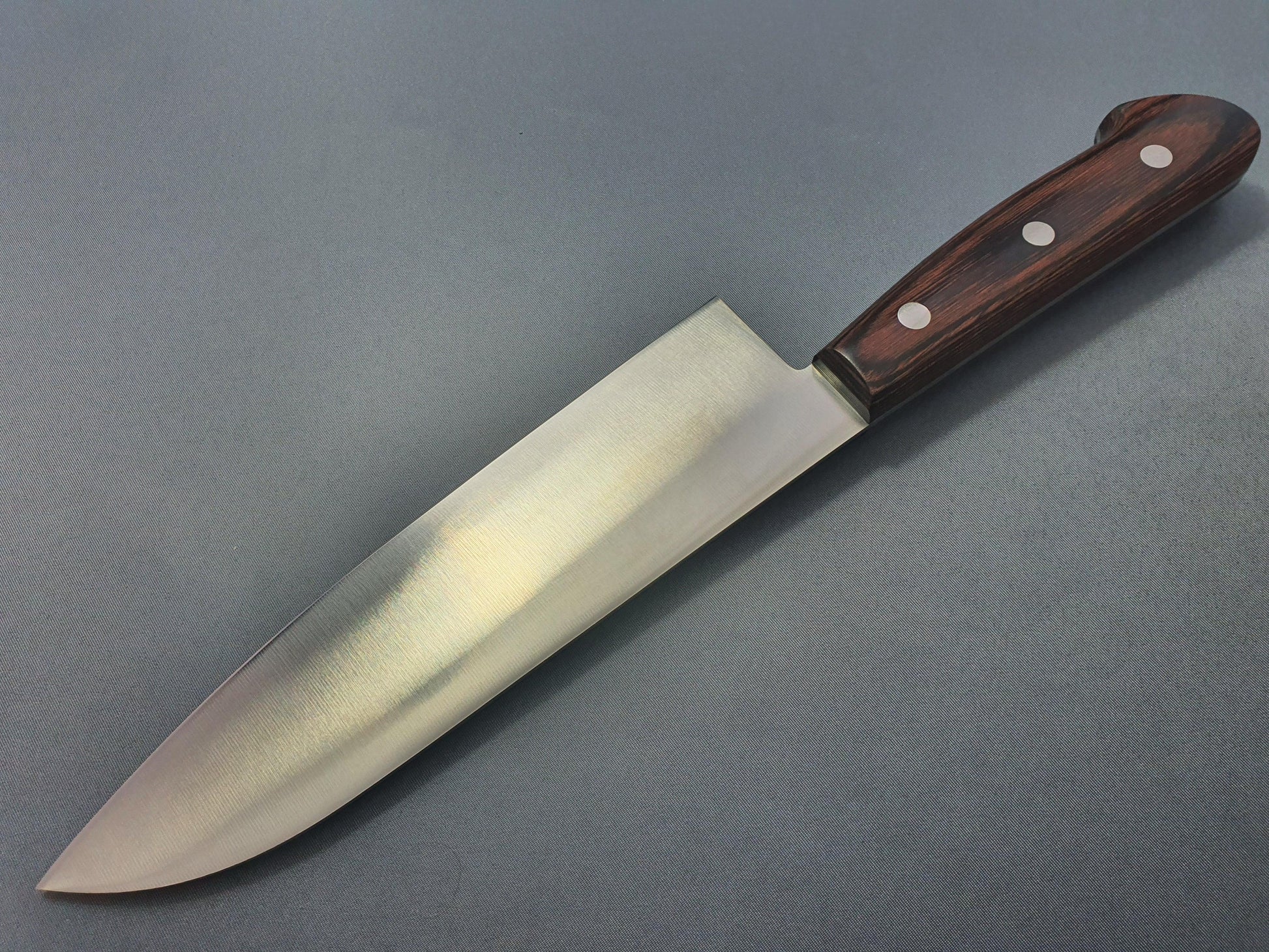 Iseya Molybdenum Steel 180mm Santoku - The Sharp Chef