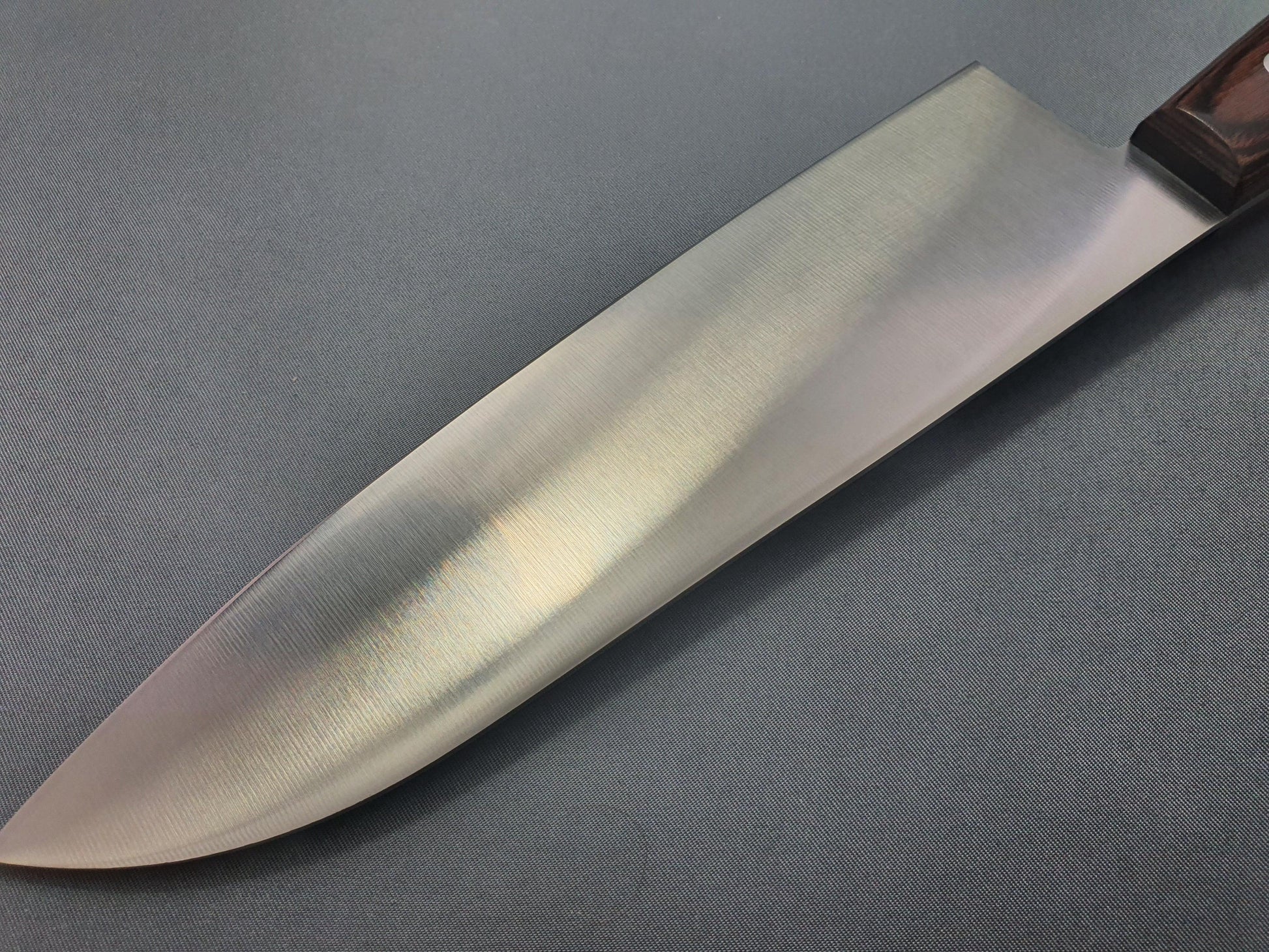 Iseya Molybdenum Steel 180mm Santoku - The Sharp Chef