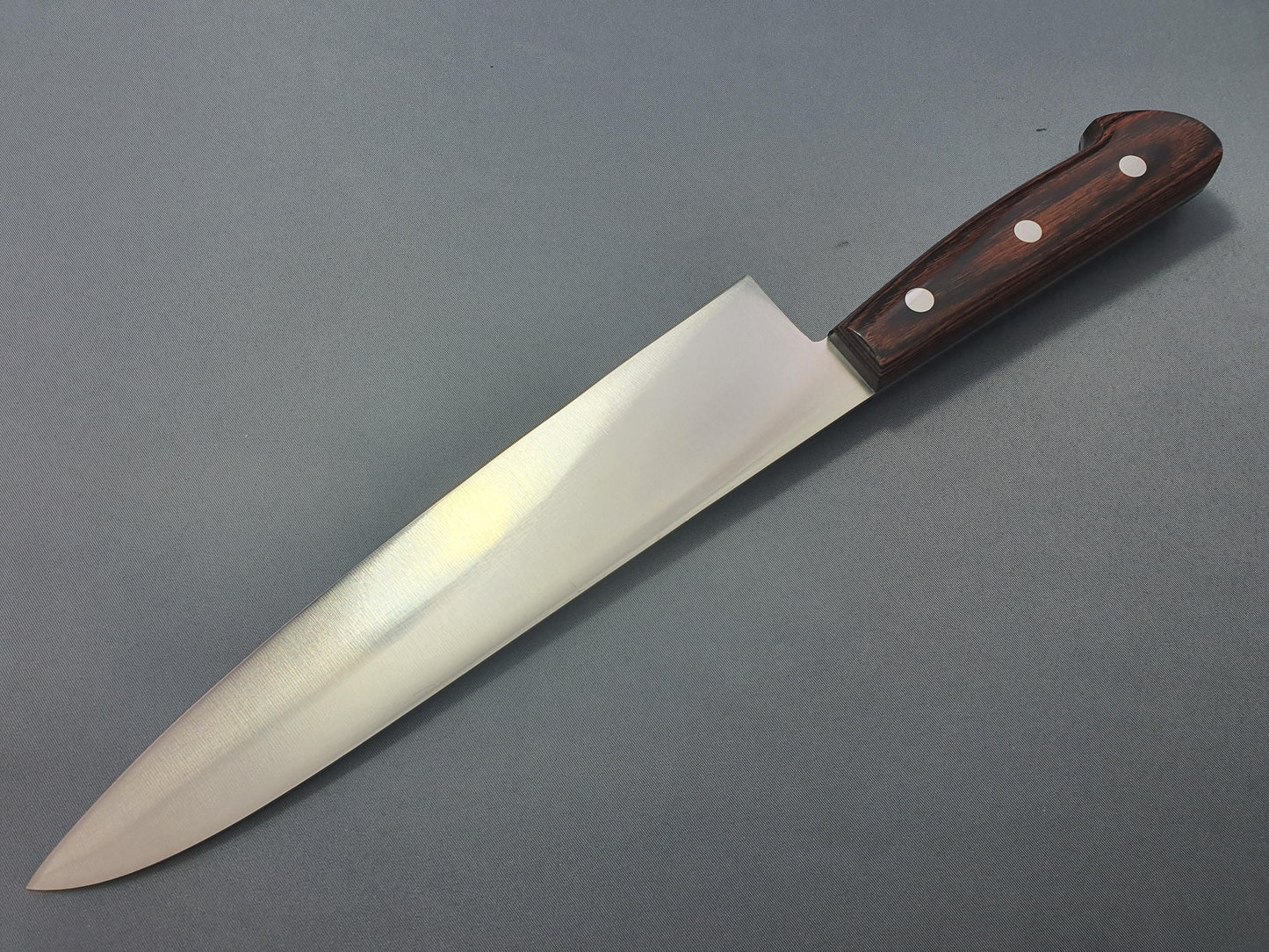 Iseya Molybdenum Steel 210mm Gyuto - The Sharp Chef