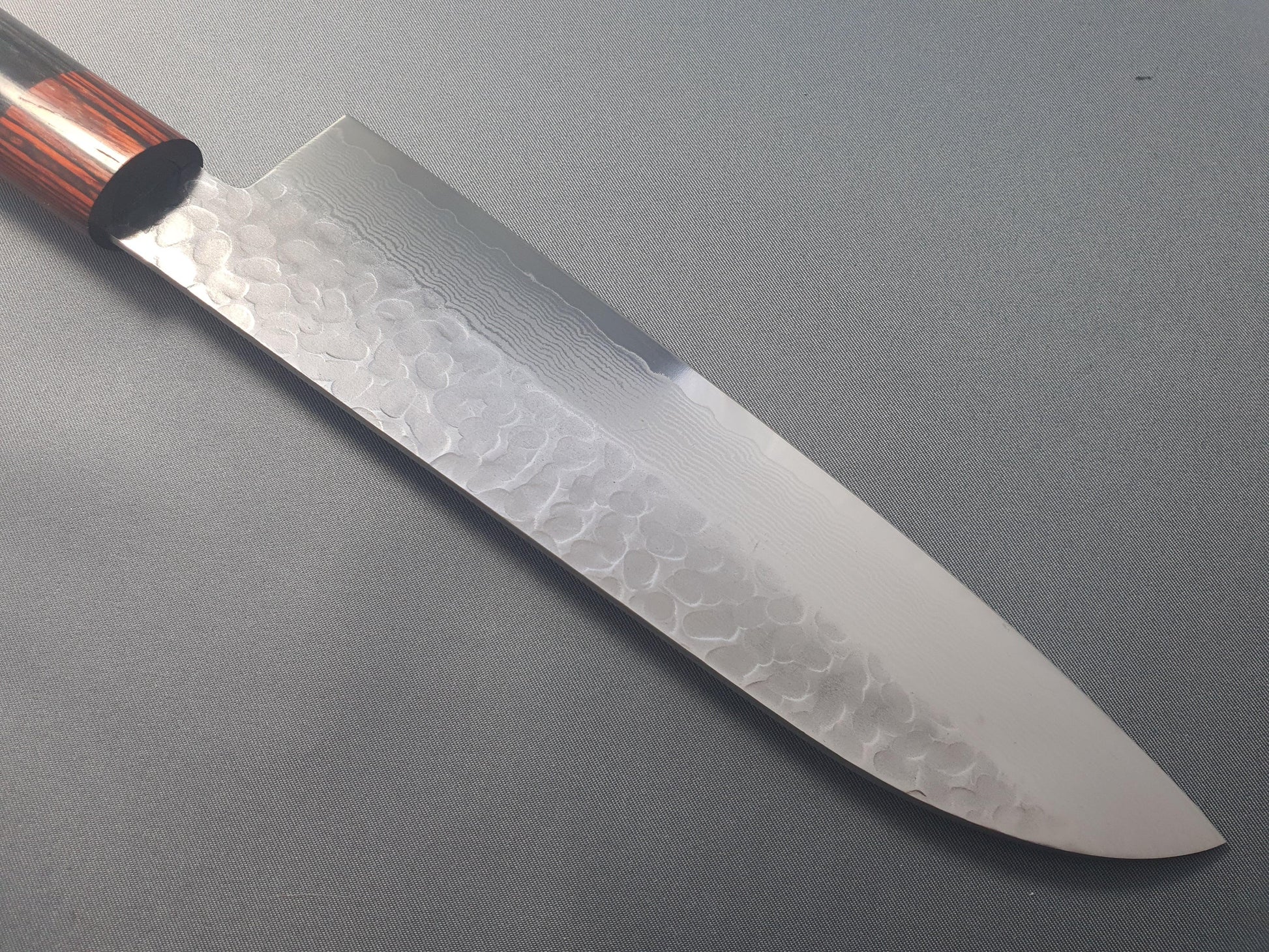 Iseya VG10 Hammered 33 Layer Damascus 180mm Santoku - The Sharp Chef