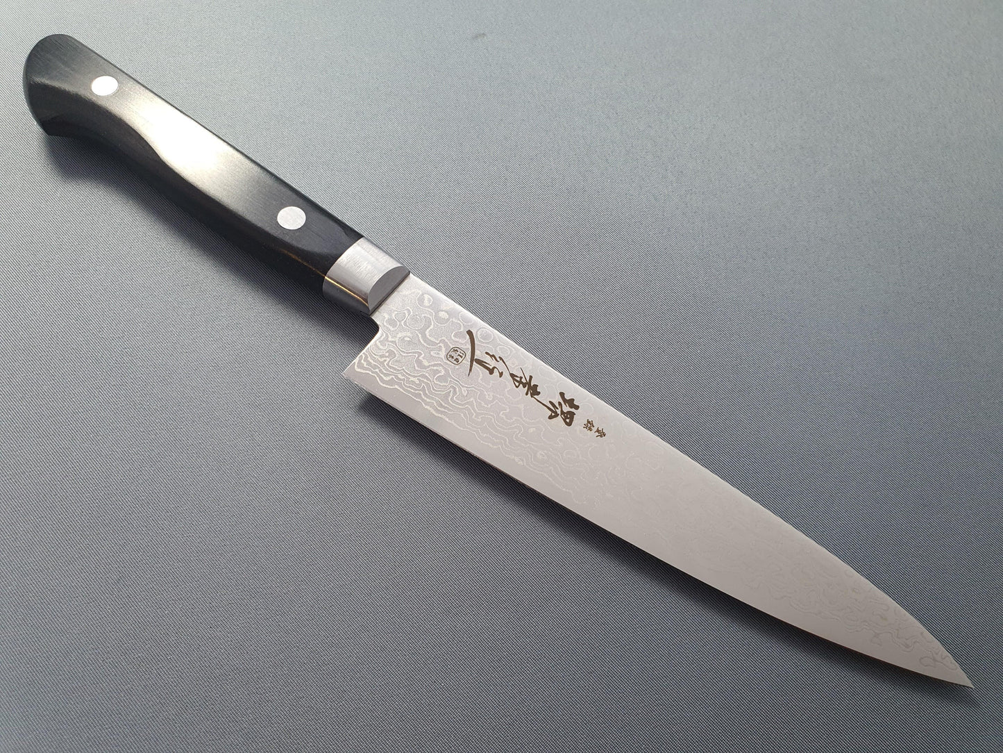 Sakai Takayuki AUS10 45 Layer Mirror Damascus 135mm Petty - The Sharp Chef