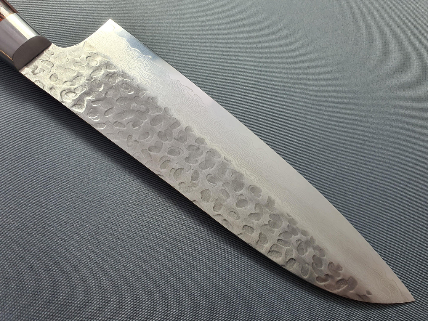 Sakai Takayuki VG10 33 Layer Hammered Damascus 180mm Santoku - The Sharp Chef