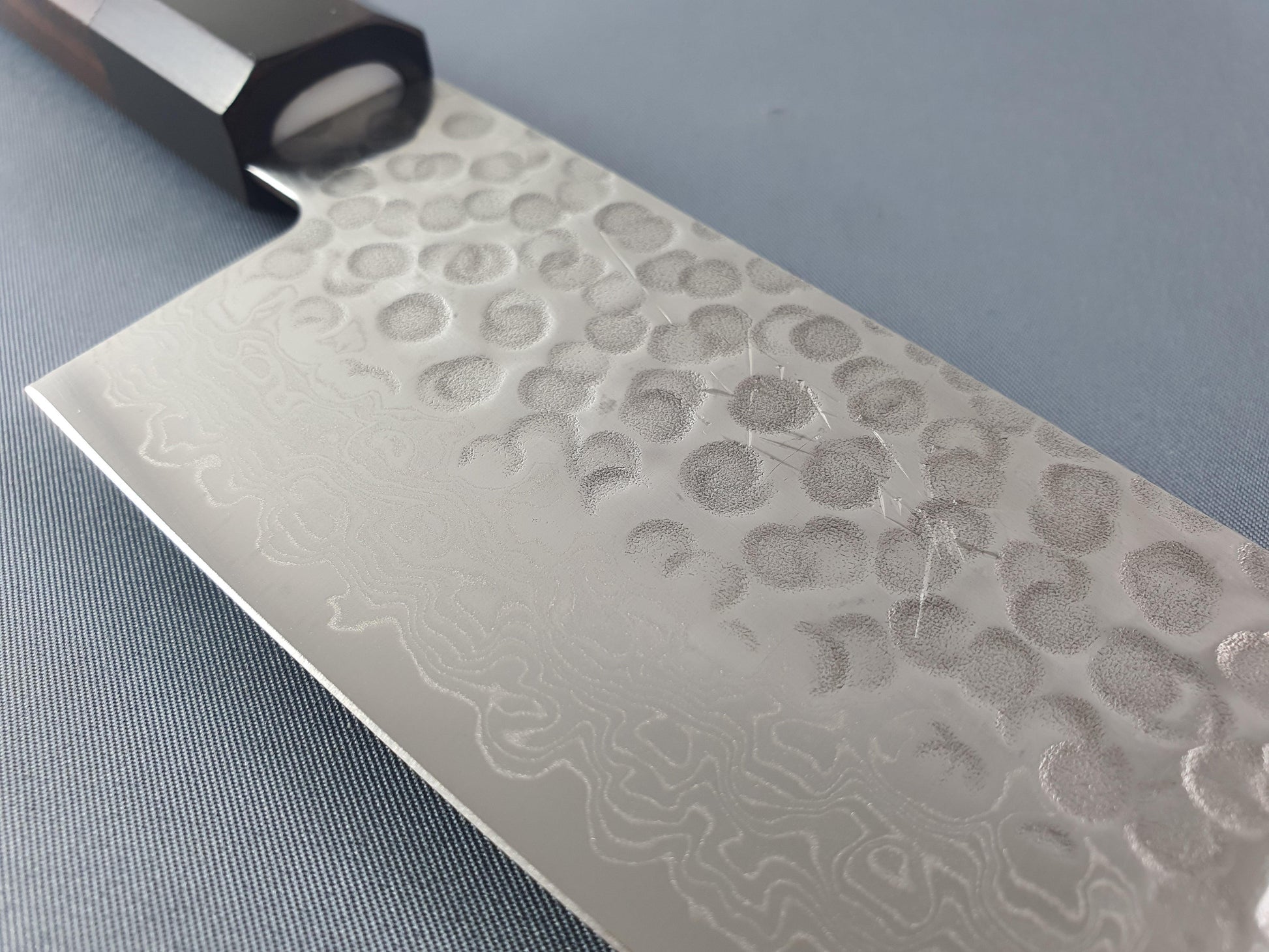 Seisuke Hamono AUS10 Hammered Damascus 240mm Gyuto - The Sharp Chef