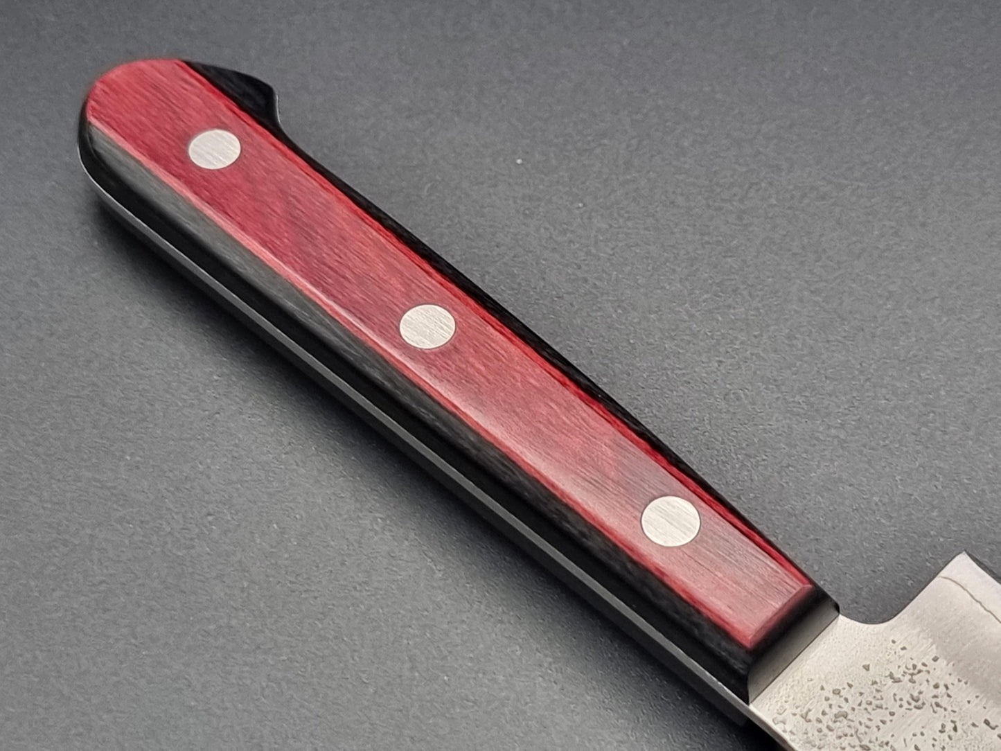 Seisuke Hamono Ginsan/Silver 3 Nashiji 135mm Petty - Red Handle - The Sharp Chef