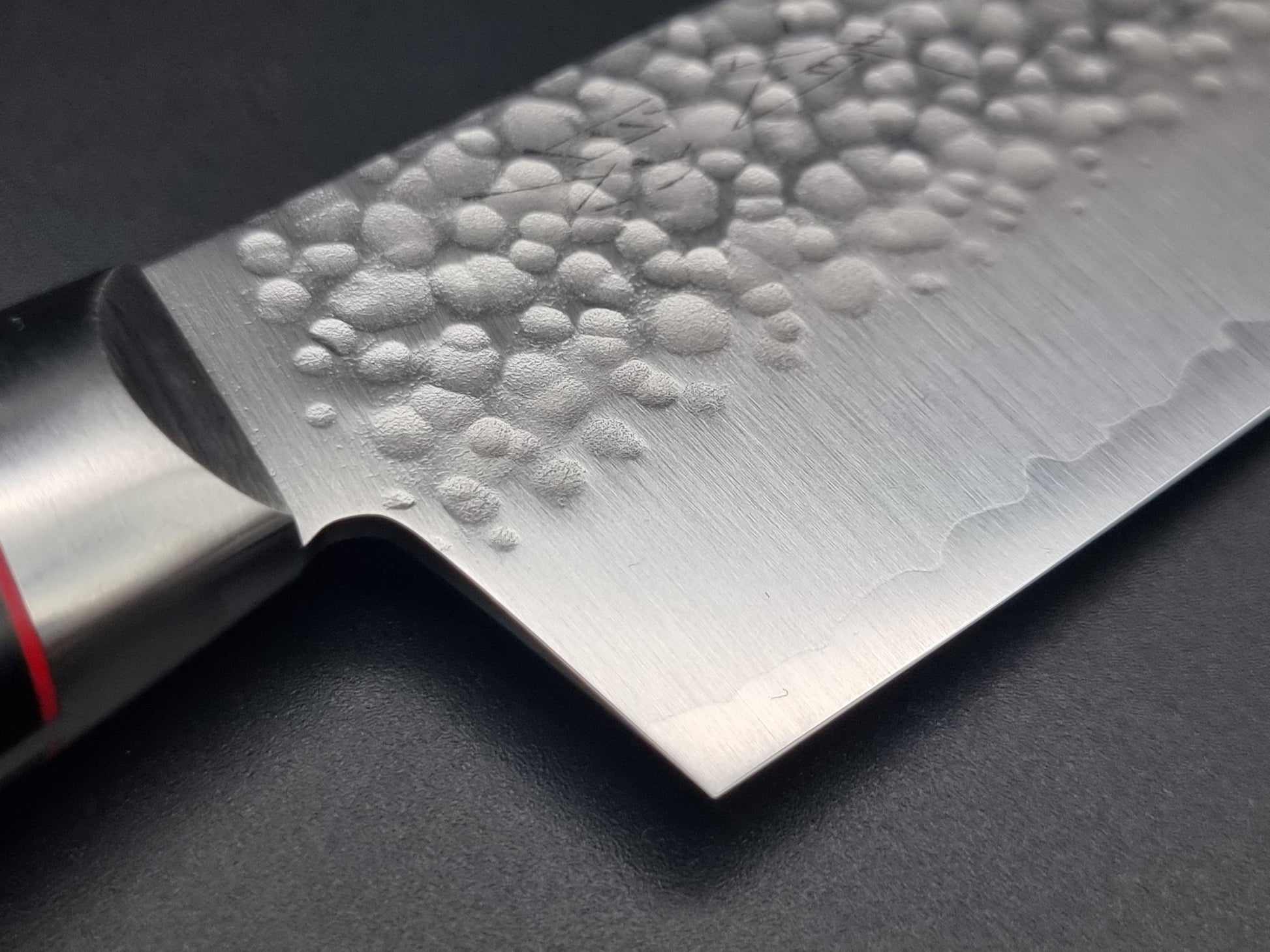 Seisuke Hamono VG10 Hammered 170mm Santoku - The Sharp Chef