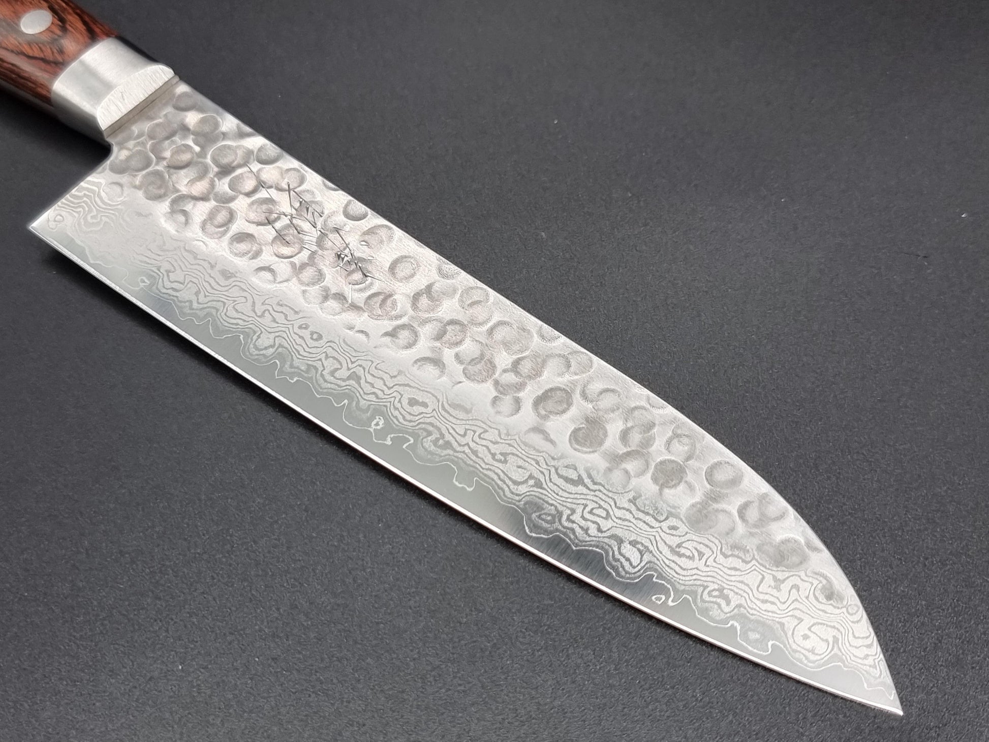 Seisuke Hamono VG10 Hammered Damascus 180mm Santoku - The Sharp Chef