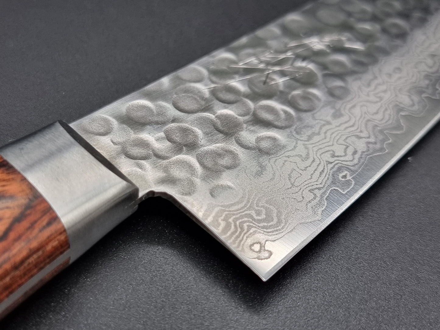 Seisuke Hamono VG10 Hammered Damascus 180mm Santoku - The Sharp Chef