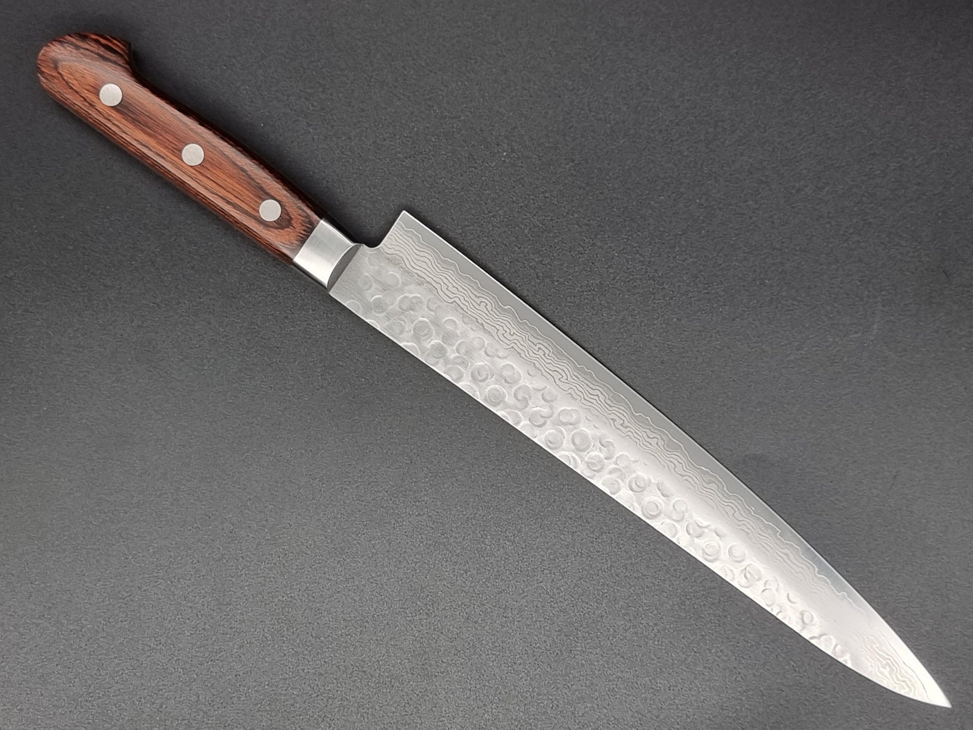 Seisuke Hamono VG10 Hammered Damascus 240mm Sujihiki - The Sharp Chef