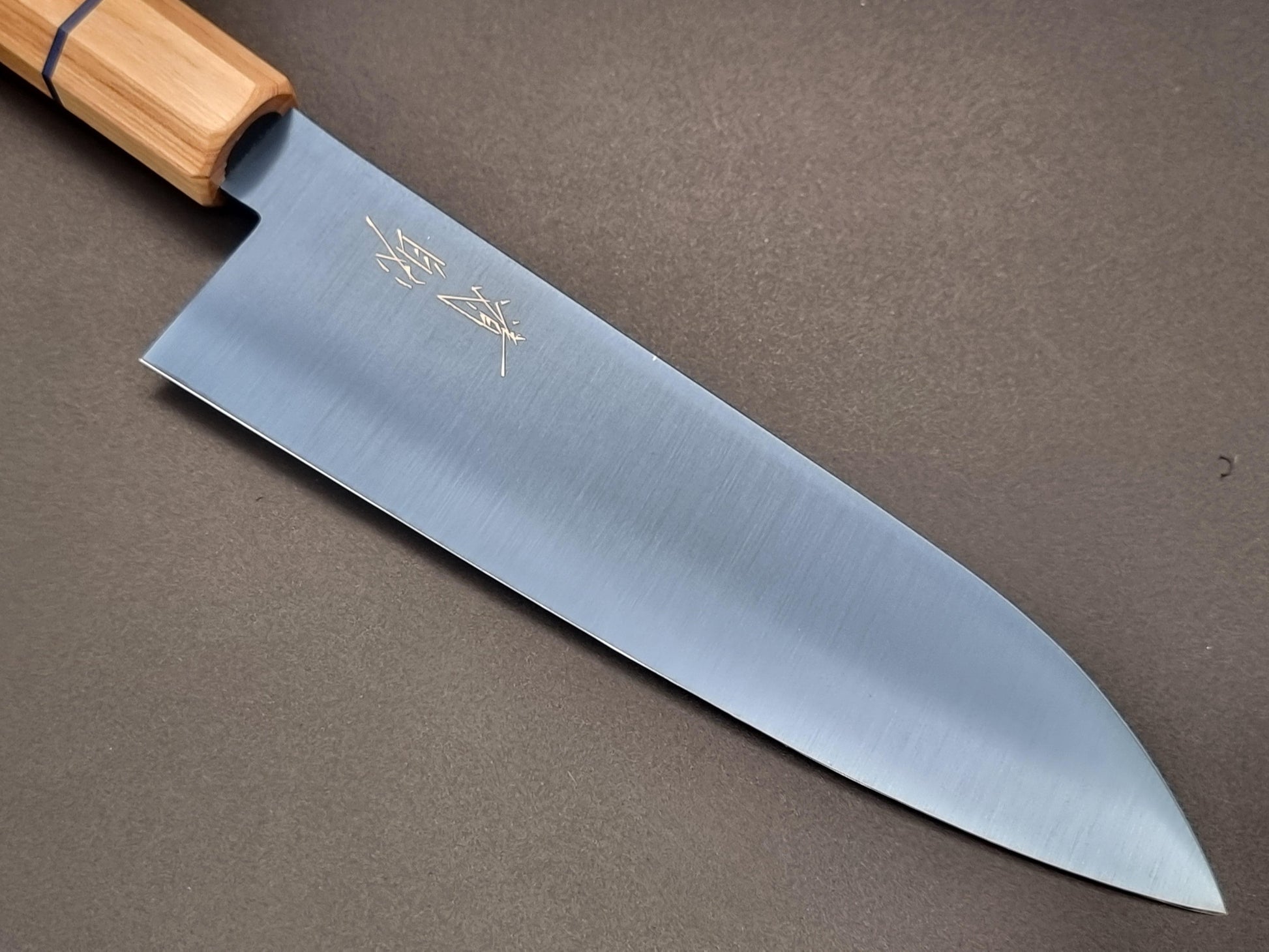 Seisuke SK-85 Ion 180mm Santoku with White wood Handle - The Sharp Chef