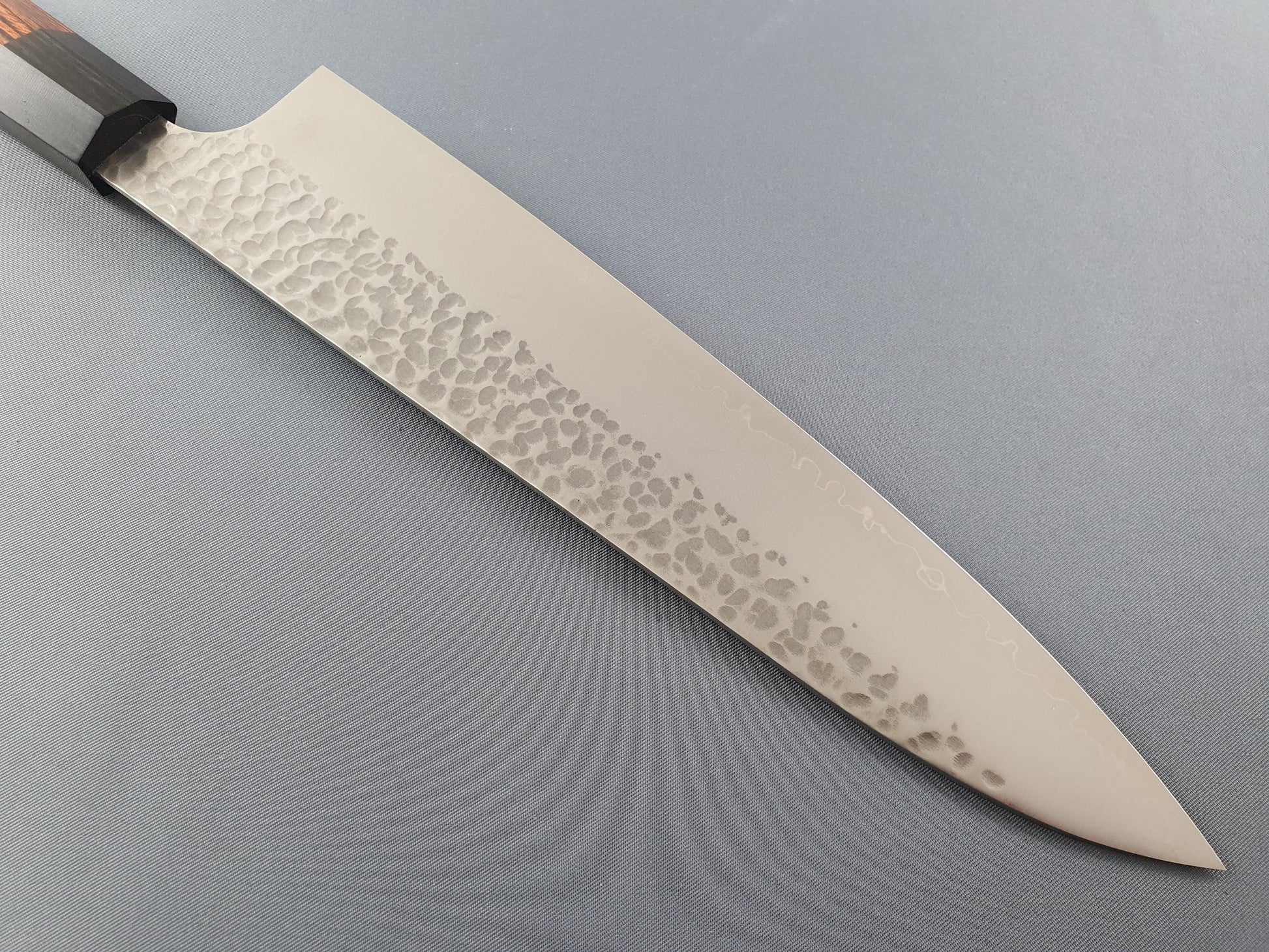 Seki Kanetsugu VG2 Hammered 210mm Gyuto Knife - The Sharp Chef